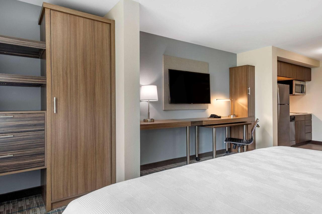Mainstay Suites Waukee-West Des Moines Extérieur photo